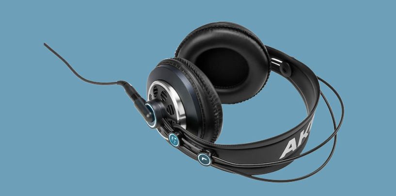 Fone de ouvido profissional AKG K240 MKII para estúdio
