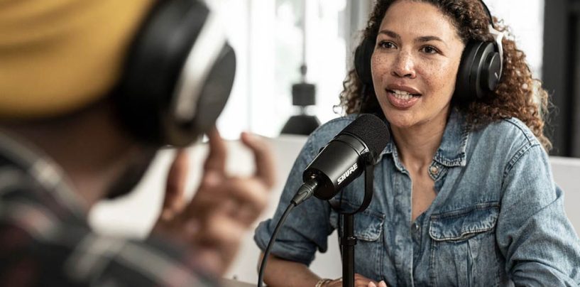 Shure apoia 1º Prêmio Internacional de Podcasts de Mulheres