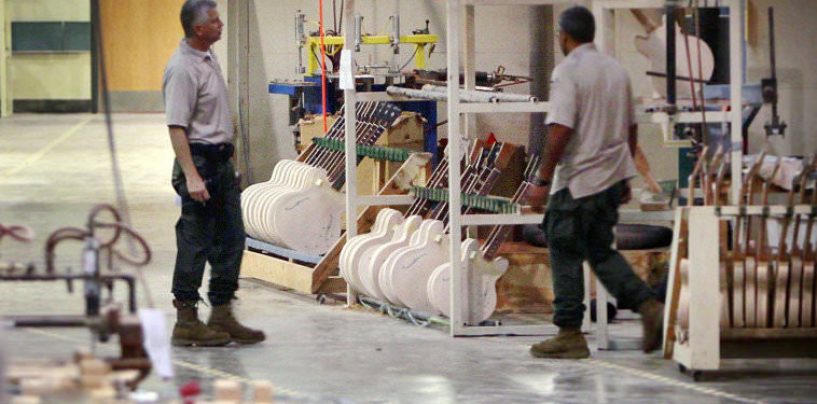 Madeira usada na guitarra Gibson coloca fabricante na mira dos ambientalistas