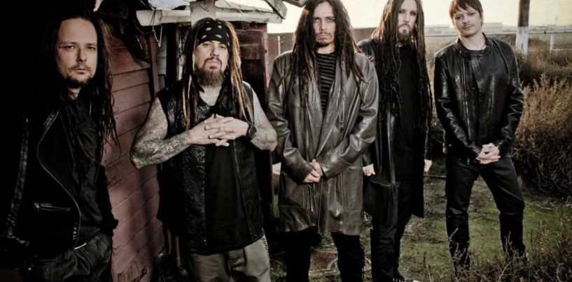 Variedade de marcas para a banda californiana Korn