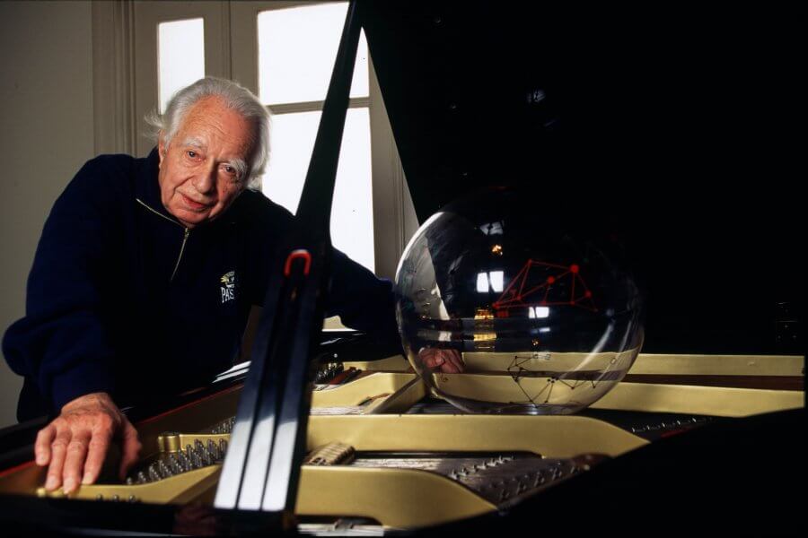 Koellreutter Koellreutter: As atividades de ensino não devem se restringir apenas à transferência