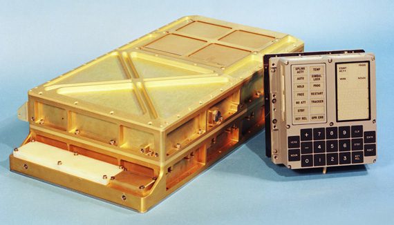 apollo-guidance-computer-and-key-input