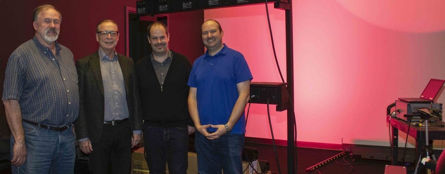 Robert Juliat e ETC trabalham juntas para expandir recursos nas mesas ETC