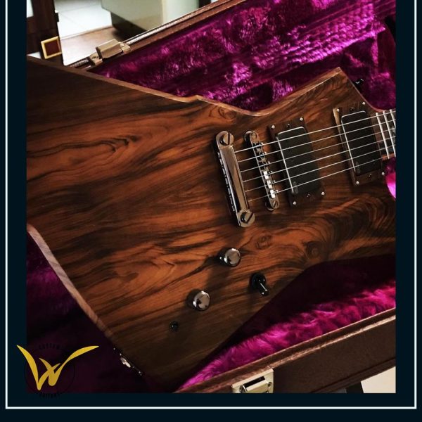 W Custom Guitars Explorer