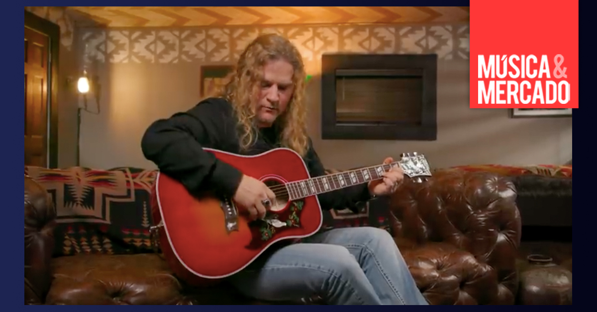 Gibson apresenta violão "Love Dove"