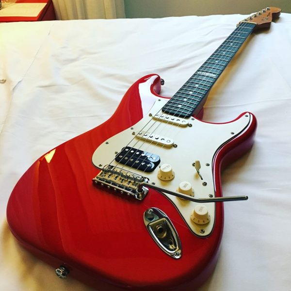 Nt Stratocaster Signature Márcio Kwen Bruno e Marrone Foto por Márcio Kwen