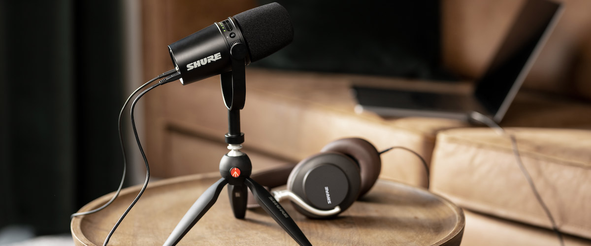 Shure apresenta MV7 Podcast Kit com Tripé Manfrotto Mini | Música