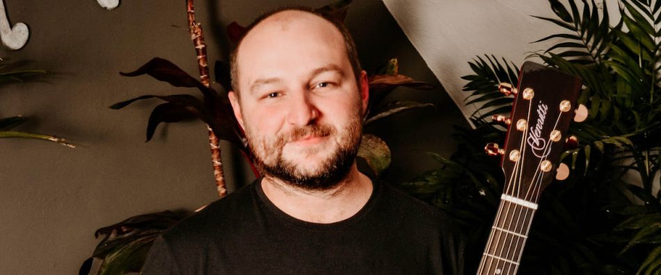 Entrevista com o luthier Vagner Benevenutti da Venutti Guitars