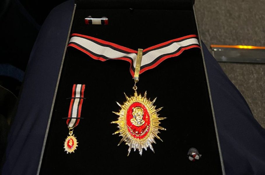 Presidente da Anafima recebe medalha de reconhecimento cultural do Governo de SP