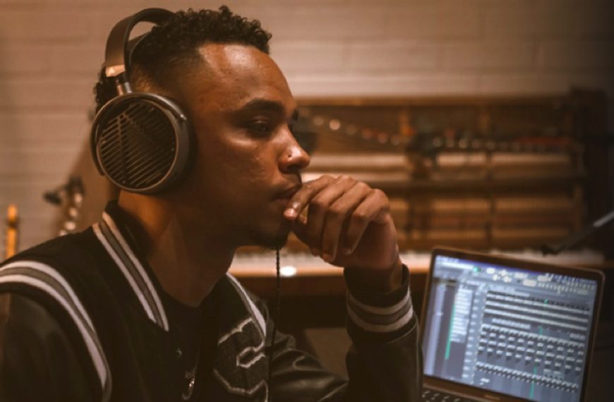 Audeze apresenta MM-100, os fones de ouvido mais leves da empresa