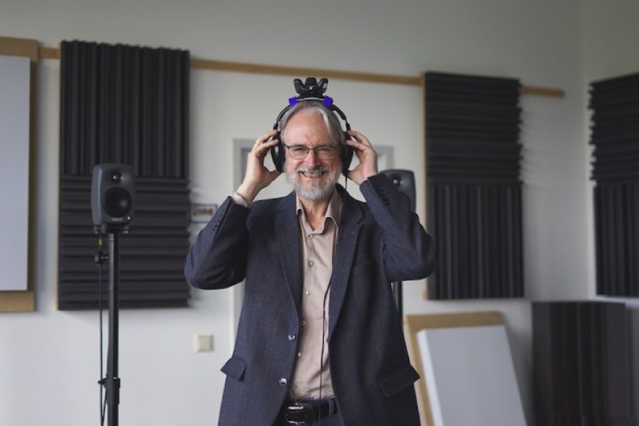 Co-Inventor do MP3 apresenta o primeiro sistema de fones de ouvido AR com áudio verdadeiramente surround