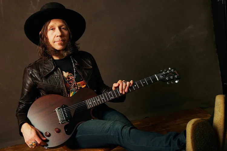 Gibson tem nova Les Paul signature para Charlie Starr