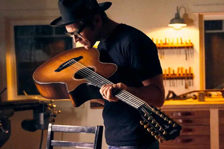 50 anos da Taylor Guitars: Inovação, sustentabilidade e crescimento na América Latina