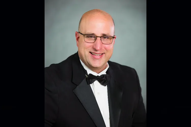 Wayne Splettstoeszer se junta à KHS America Academic Alliance como representante da Jupiter