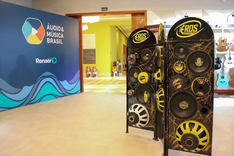 renaer eros 750x500