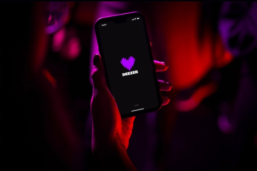 Deezer alerta: 28% das músicas enviadas à plataforma já são geradas por IA
