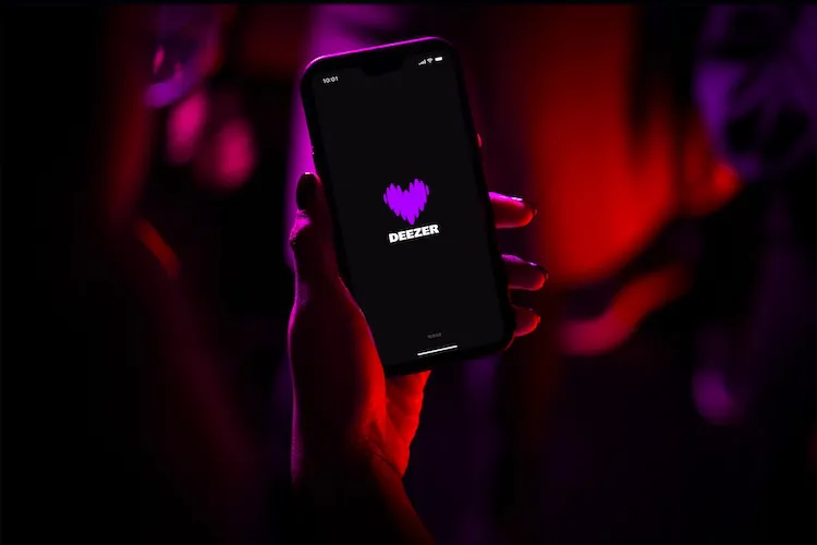 Deezer alerta: 28% das músicas enviadas à plataforma já são geradas por IA