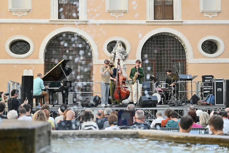 Montarbo dá voz à alma do jazz em L’Aquila