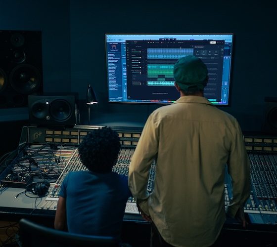 Moises lança AI Studio, plataforma de IA que gera instrumentais adaptados à criação do artista