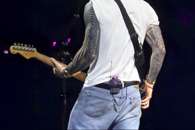 sennheiser maroon 5 750x500