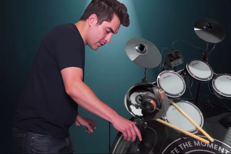 Manutenção de baterias eletrônicas e triggers