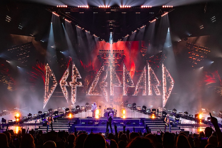 Robe entra na residência do Def Leppard em Las Vegas