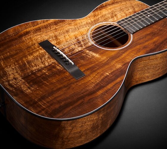 Martin Guitar celebra 100 anos de acabamento em laca