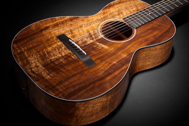 Martin Guitar celebra 100 anos de acabamento em laca