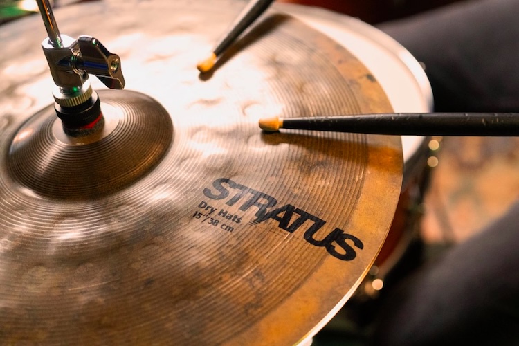 SABIAN amplia a linha STRATUS com a nova STRATUS Dry Collection