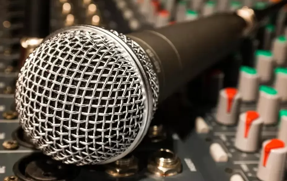 Udio e Kobalt fecham acordo para remixes e vozes sintéticas com IA — udio fecha acordo com kobalt e primary wave para remixes e vozes sintéticas