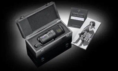 Neumann homenageia Bon Scott com edição limitada do U 47 fet