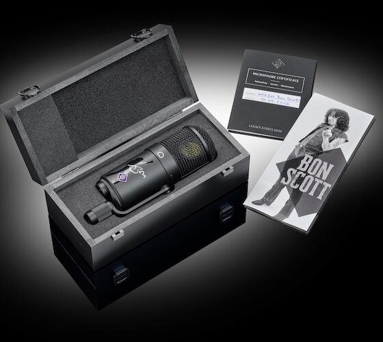 Neumann homenageia Bon Scott com edição limitada do U 47 fet
