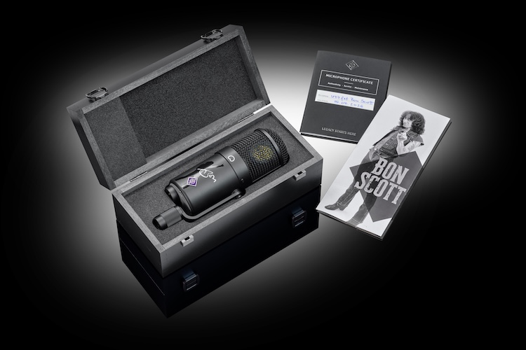 Neumann homenageia Bon Scott com edição limitada do U 47 fet