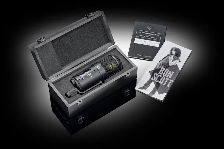 Neumann homenageia Bon Scott com edição limitada do U 47 fet