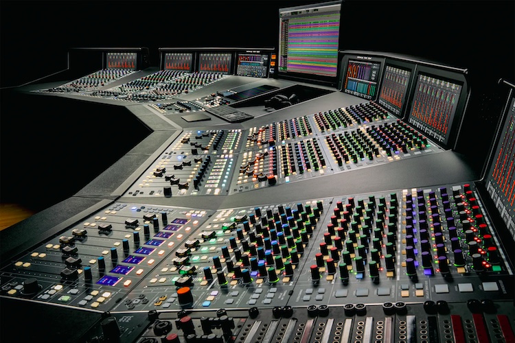 SSL lança console analógica Odyssey com recall instantâneo