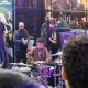 Música como presente: instrumentos e acessórios que aproximam pais e filhos
