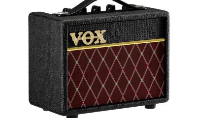 VOX reduz o formato, mas tenta preservar a resposta dos AC no novo AC MINI