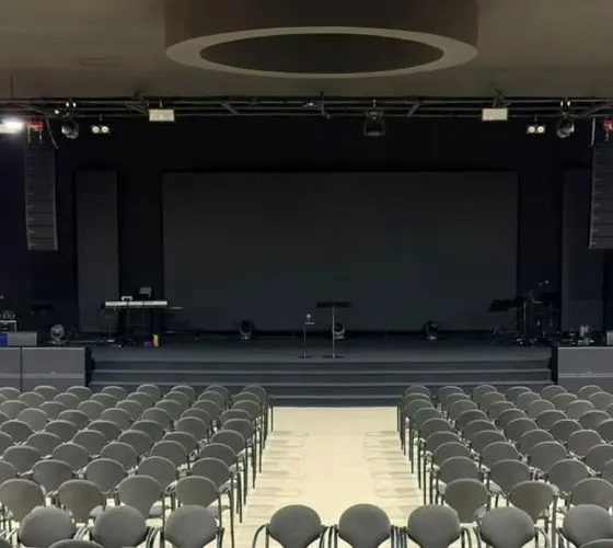 Espanha: Montarbo Nettuno equipa a igreja Pasión por Cristo