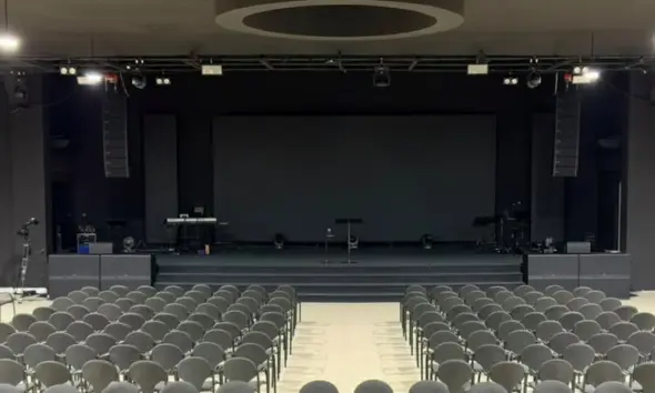 Espanha: Montarbo Nettuno equipa a igreja Pasión por Cristo
