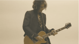 Gibson apresenta a guitarra Joe Perry “Gold Rush” Les Paul Axcess