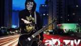 O guitarrista Ad-ZIV é novo endorser da PHX