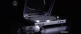 Toca-discos AT-LP60XHP-GM vem com fone de ouvido Audio-Technica