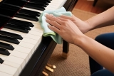 Como limpar e cuidar do seu piano: Guia para manter seu instrumento em ótimo estado